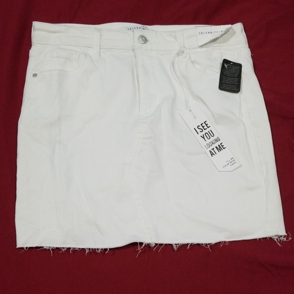 Celebrity Pink Denim mini skirt - Picture 2 of 3